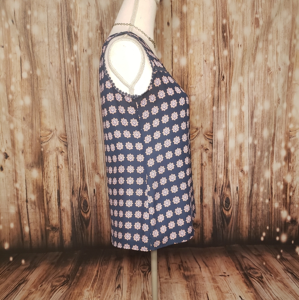 Blouse - Picture 2 of 4